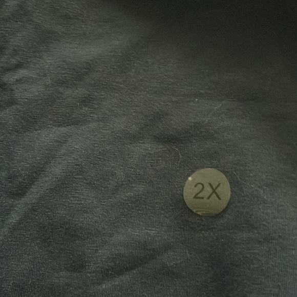 Woman’s bundle two tanks brand new size 2x - Picture 4 of 6